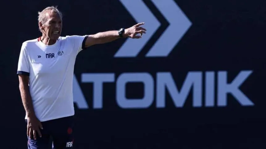 Sin Reali, Russo define el equipo para enfrentar a Atlético Tucumán