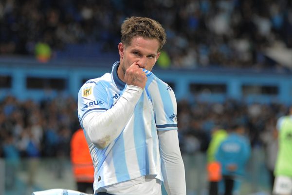 Racing venció a Central Córdoba y se afianza en zona de clasificación