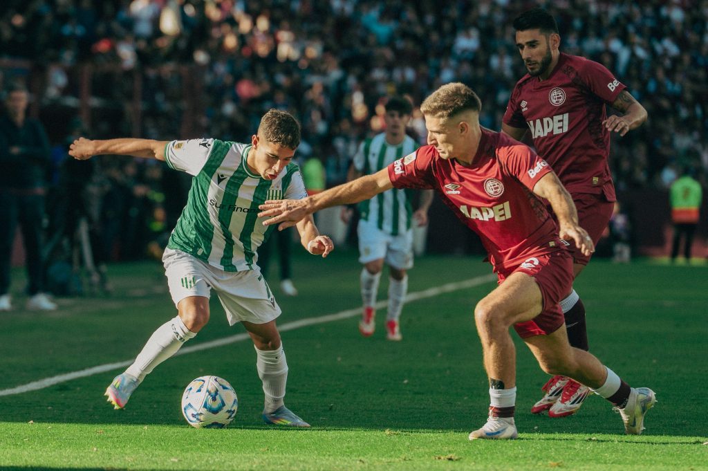 Lanús y Banfield quedaron a mano en el clásico del Sur