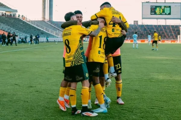 Aldosivi venció a Banfield y se escapa del fondo de la tabla