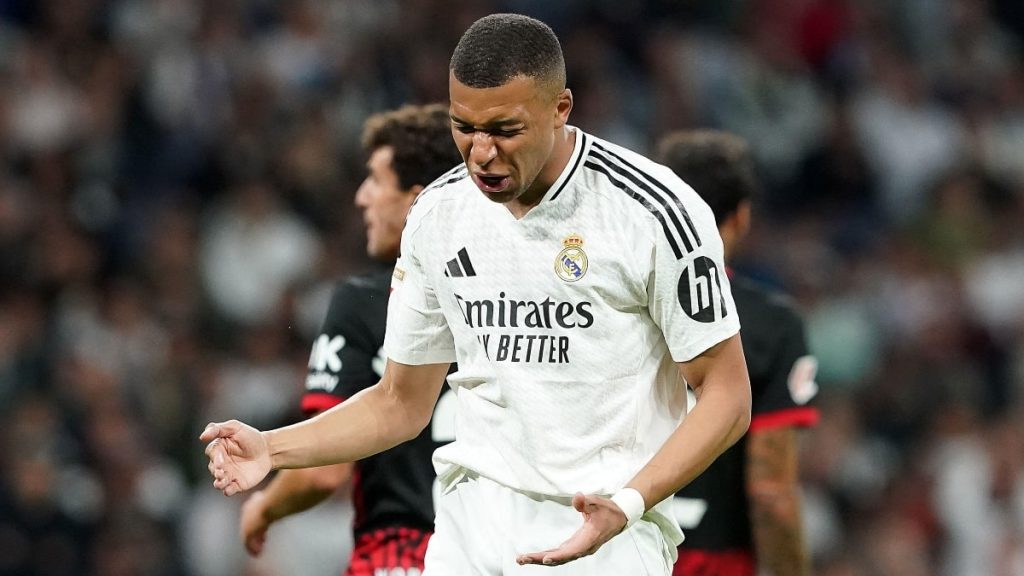Real Madrid derrotó a Mallorca y postergó la consagración de Barcelona