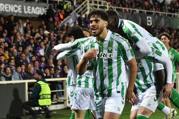 Chelsea y Betis sellaron su pasaje a la final y definirán la Conference League