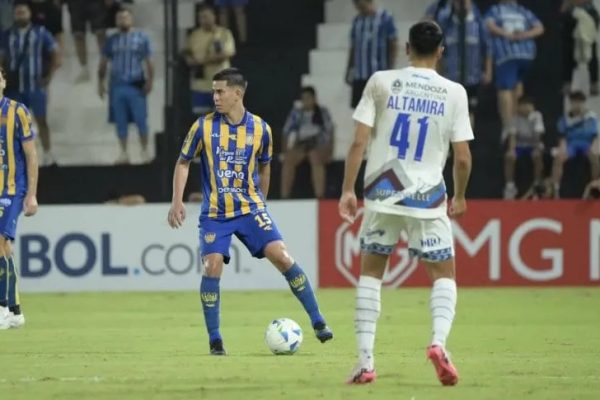 Godoy Cruz piso fuerte en Paraguay y quedó a un paso de los octavos de final