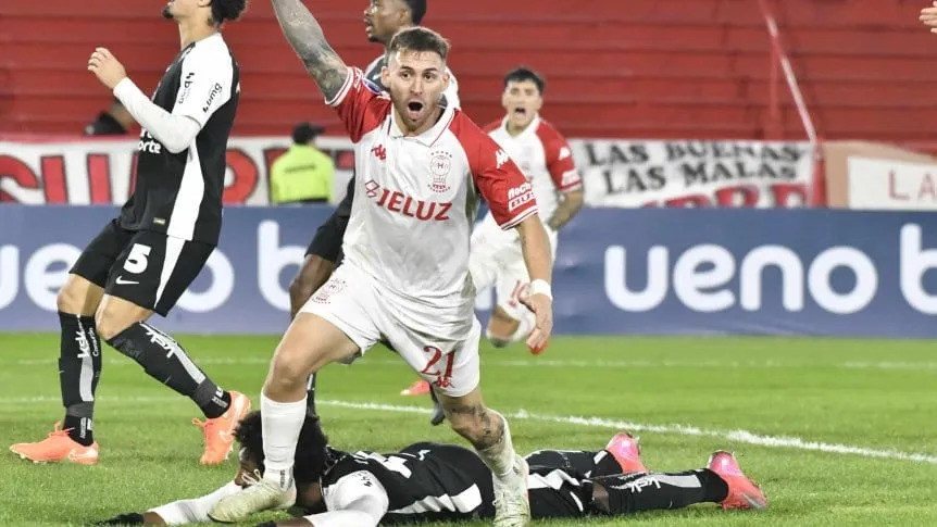 El equipo alternativo de Huracán venció a Corinthians y ahora va por Platense