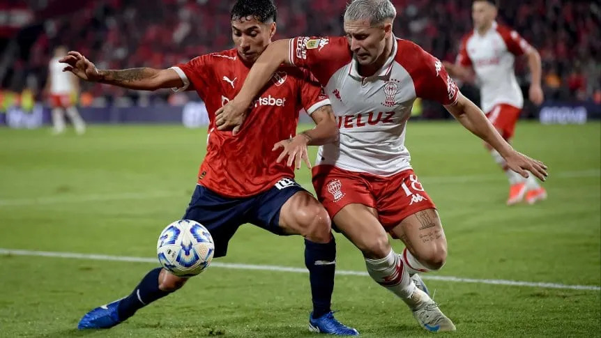 Huracán eliminó por penales a Independiente y es finalista del Apertura