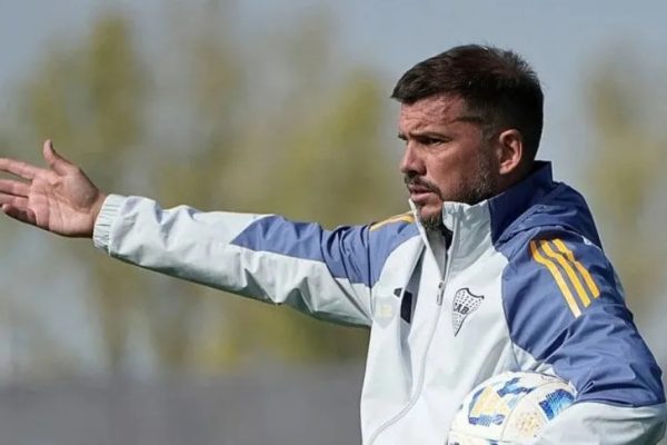 Ander Herrera, la buena noticia en Boca en el regreso a los entrenamientos