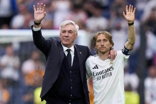 Real Madrid despidió a Ancelotti y Modric con un triunfo ante Real Sociedad