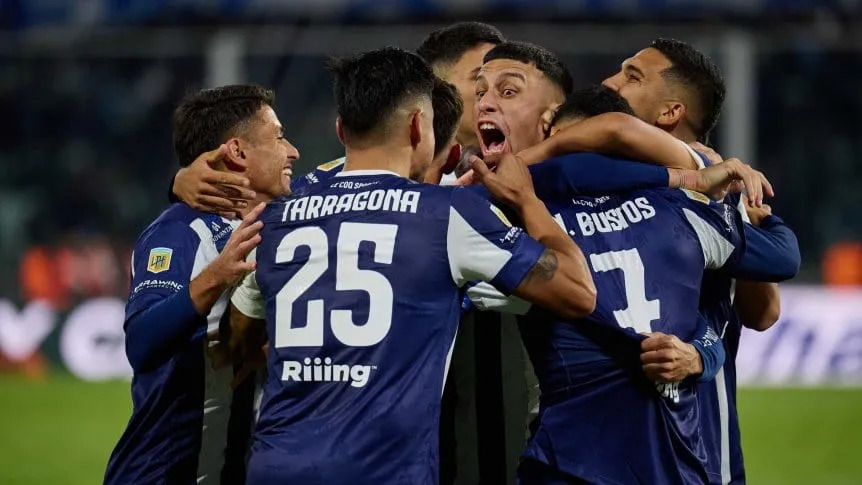 Talleres recibe a Libertad en un partido a todo o nada