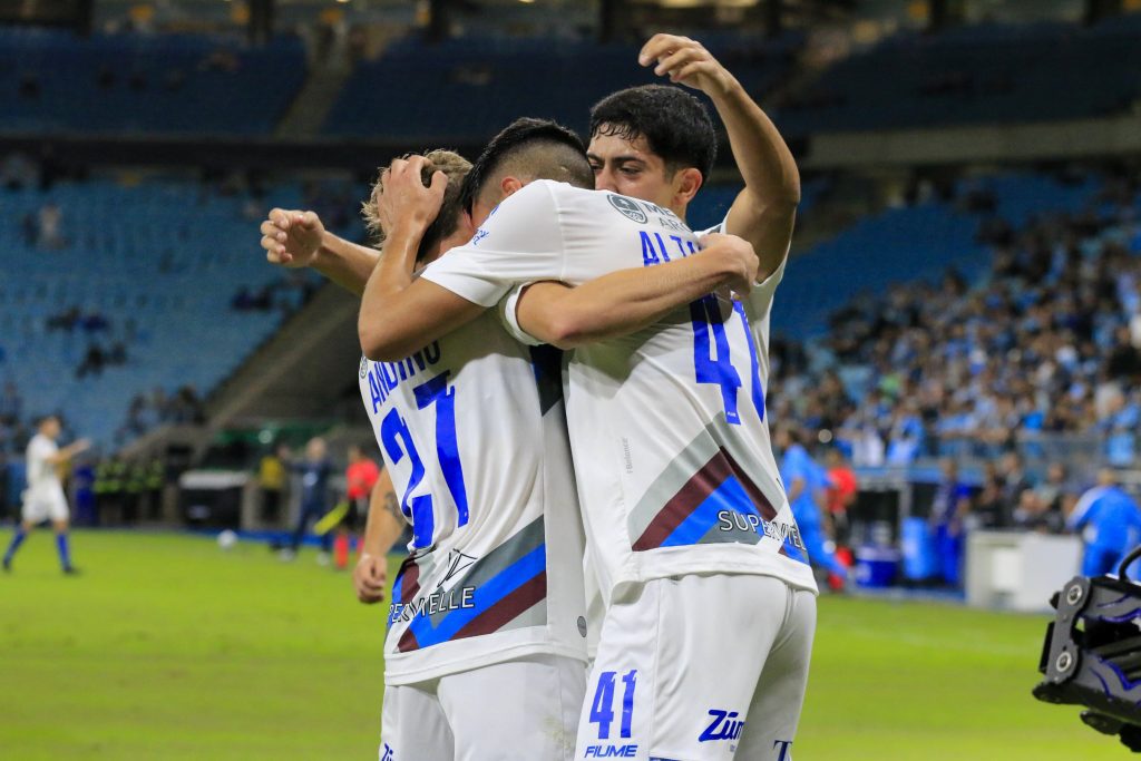 Godoy Cruz empató ante Gremio y sigue en la cima del Grupo D