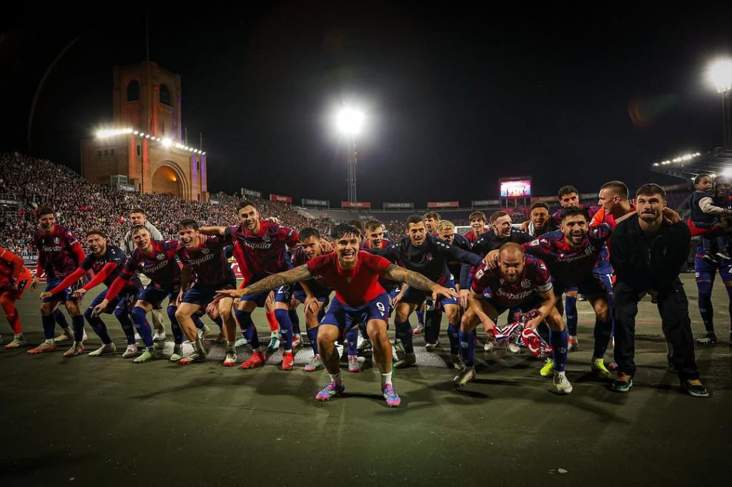 Bologna venció a Milan y gritó campeón luego de 50 años