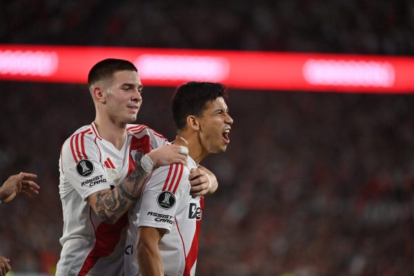 River recibe a Platense con el objetivo de meterse en semifinales del Apertura