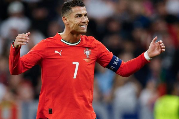 Cristiano Ronaldo confirmó que seguirá en el futbol árabe