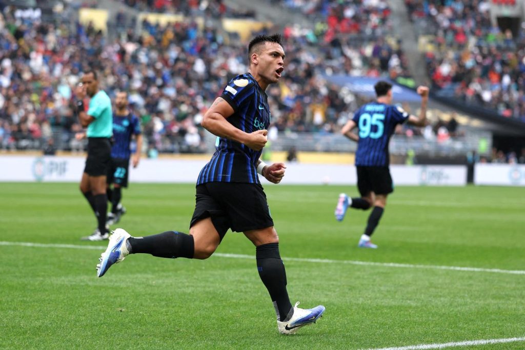 De la mano de los argentinos, Inter venció a Urawa Red Diamonds