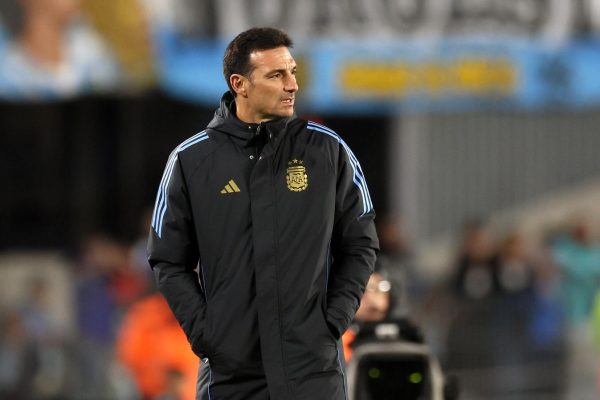 Scaloni: “Volvimos a dar una enorme muestra de carácter”