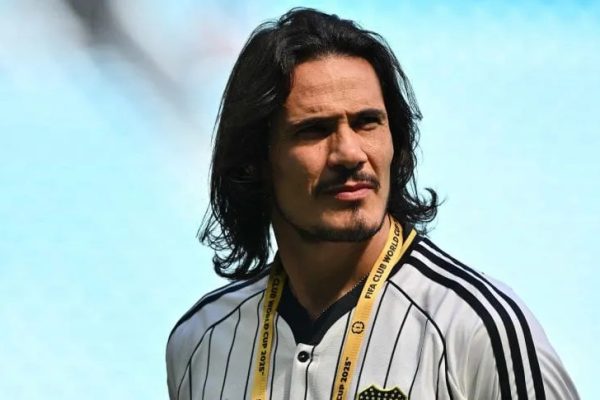 Guglielmone, representante de Cavani: “Solo se va si se lo pide Riquelme”