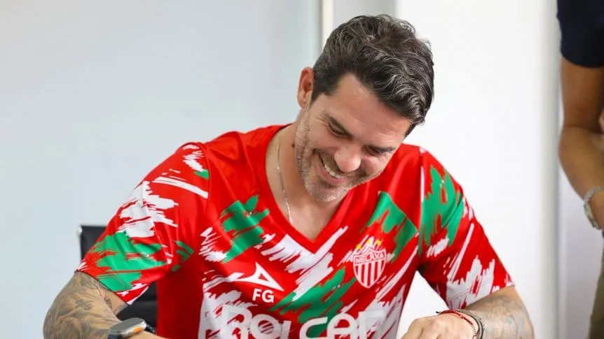 Gago fue presentado en Necaxa y habló de su paso por Boca