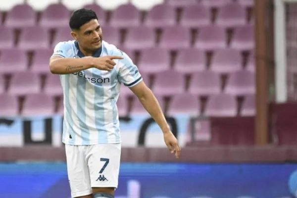 Atención en Racing: River pagaría la cláusula de rescisión por Salas