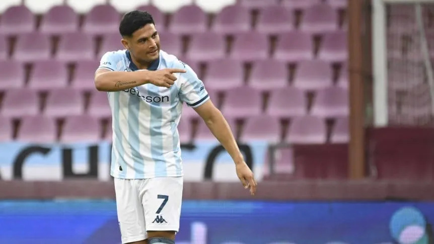 Atención en Racing: River pagaría la cláusula de rescisión por Salas
