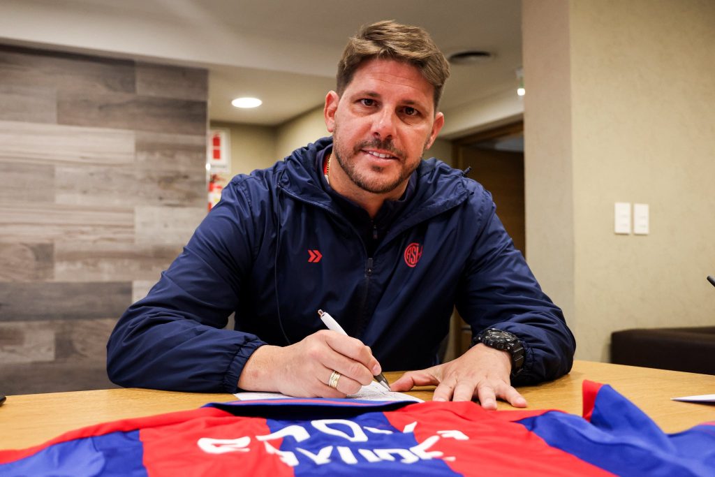 San Lorenzo confirmó a Ayude como entrenador