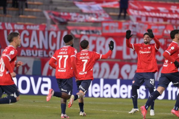 Sobre el final, Independiente venció a Gimnasia de Mendoza y avanza en la Copa Argentina