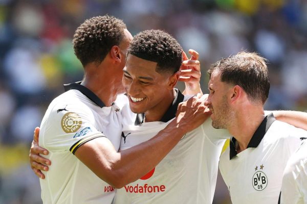 En partido lleno de goles, Borussia Dortmund derrotó a Mamelodi Sundowns