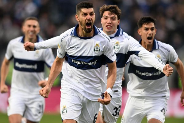 Gimnasia cantó victoria ante un Independiente que no levanta cabeza