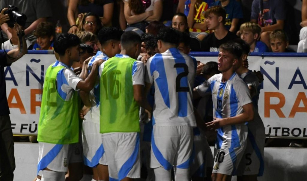 Argentina venció a Valencia y se quedó con el torneo de L`Alcudia