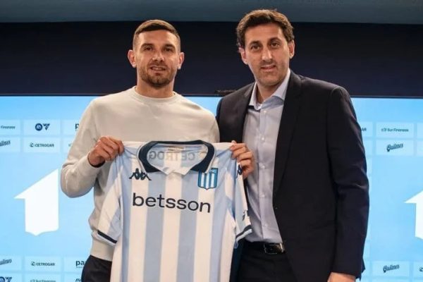 Con una impresionante clausula de recisión, Maravilla Martínez renovó su contrato con Racing