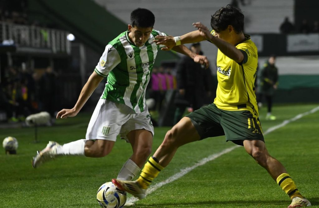 Banfield y Defensa y Justicia aburrieron en el debut y quedaron en cero