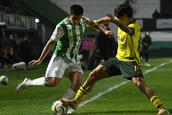 Banfield y Defensa y Justicia aburrieron en el debut y quedaron en cero