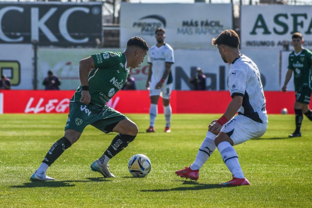 Independiente no salió del empate frente a Sarmiento