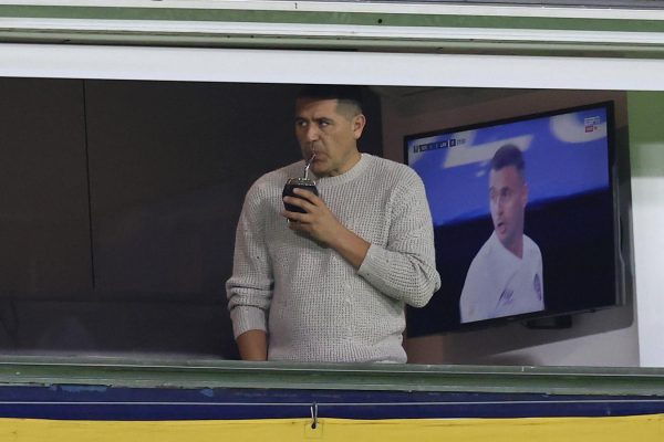 Boca confirmó las salidas de Cascini y Serna del Consejo de Futbol