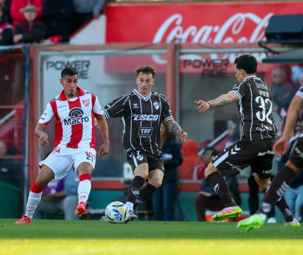 Sobre el final, Platense rescató un punto y amargo a Instituto