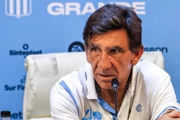 Luego de la goleada ante Riestra, Costas piensa en el clásico frente a Boca