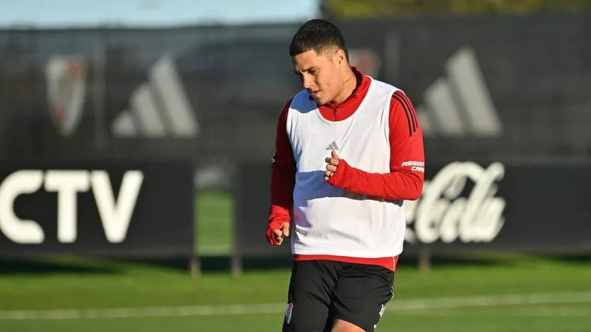 Pensando en Independiente, Gallardo probó con Quintero de titular