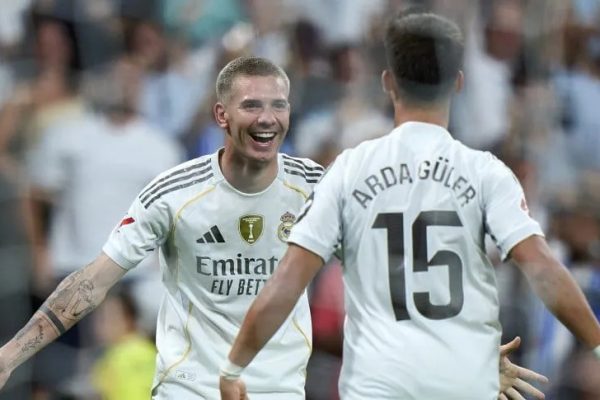 Con Mastantuono de titular, Real Madrid venció a Mallorca y sigue con puntaje ideal