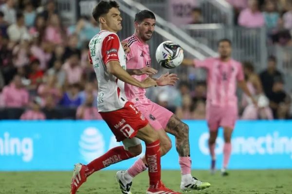 Con una gran actuación de De Paul, Inter Miami venció por penales a Necaxa