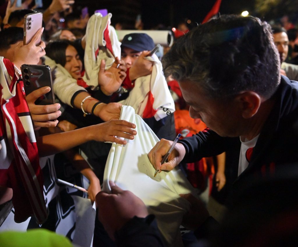 River llegó a Mendoza y fue recibido por una multitud