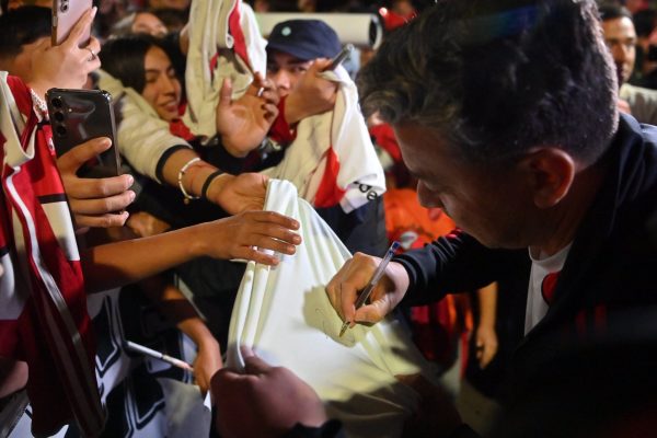 River llegó a Mendoza y fue recibido por una multitud