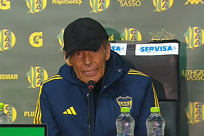 Russo tras la victoria de Boca: “Cuesta elegir 23, esta es la idea y la forma en la que buscamos trabajar siempre”