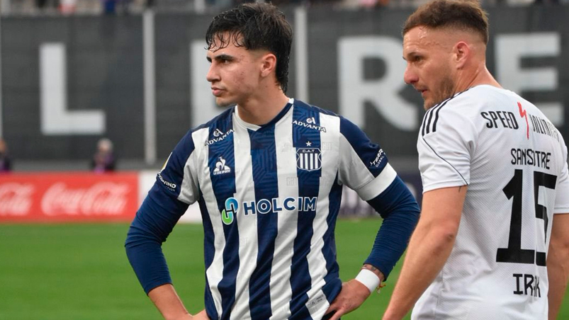 Deportivo Riestra ganó y le dio otro golpe a Talleres