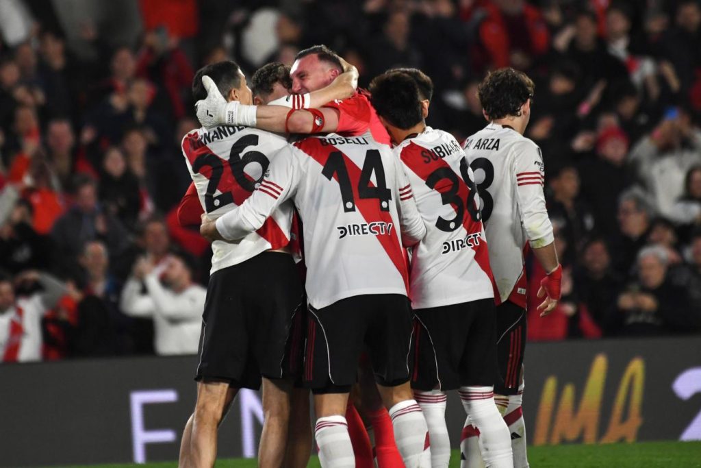 Sufrir para festejar: River venció por penales a Libertad y ahora va por Palmeiras
