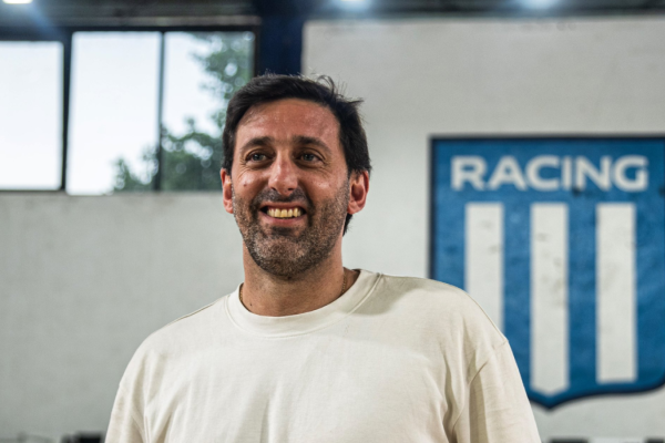 Diego Milito y la llegada de Rojo a Racing: “Sabíamos que no podía disputar el torneo local”