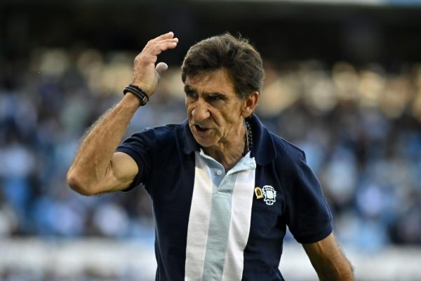 Costas: “Todos quieren estar para llevar a Racing a lo más alto”