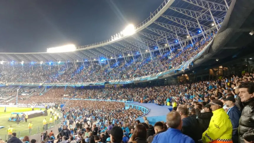 Racing e Independiente paralizan Avellaneda en una nueva edición del clásico