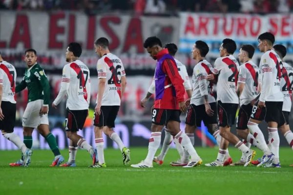 Luego de la eliminación en la Libertadores, River quiere volver a sonreír ante Riestra