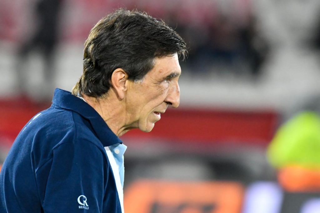 Costas: “Si bien queremos ganar la Libertadores, también teníamos que acomodarnos acá”