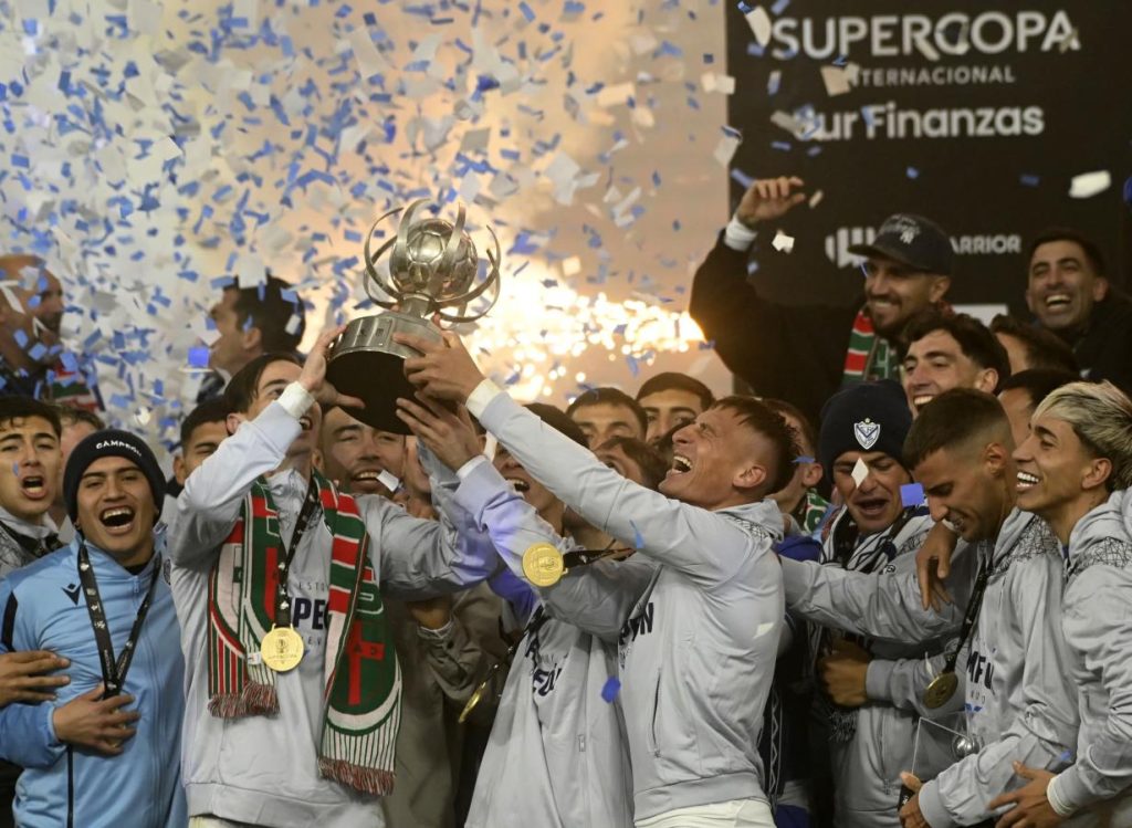 Con la obtención de la Supercopa Argentina, Vélez logró su titulo numero 19