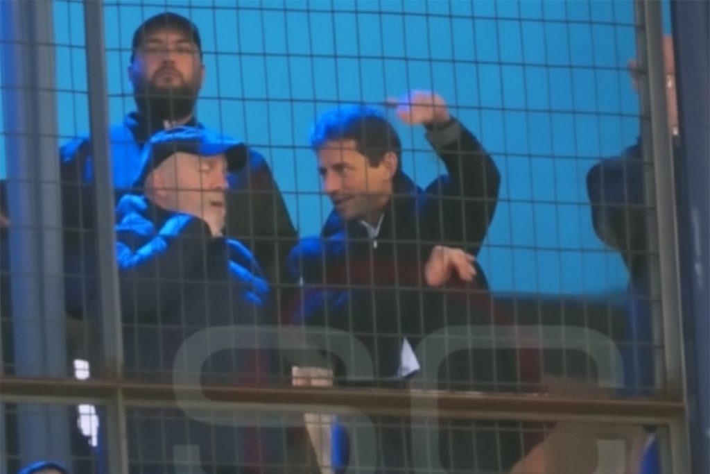 ¿Quiénes acompañaron a Moretti en su regreso a la cancha?