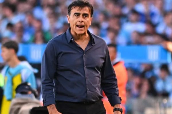Quinteros y su bronca con Gariano por el penal no cobrado a Independiente